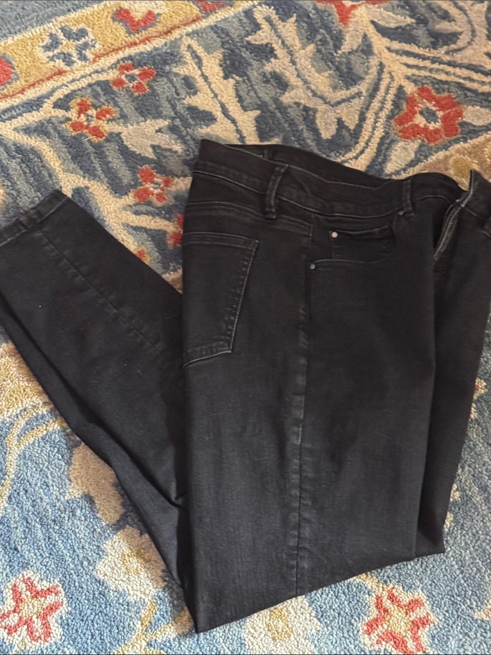 Ann Taylor Black Skinny Jeans — Women's High-Rise
